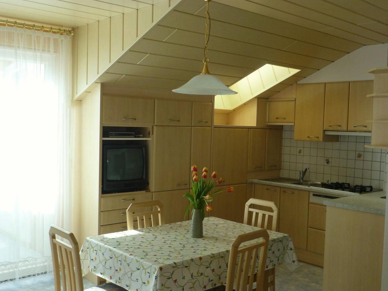 Bed and Breakfast Garni Helfer à Dobbiaco Extérieur photo